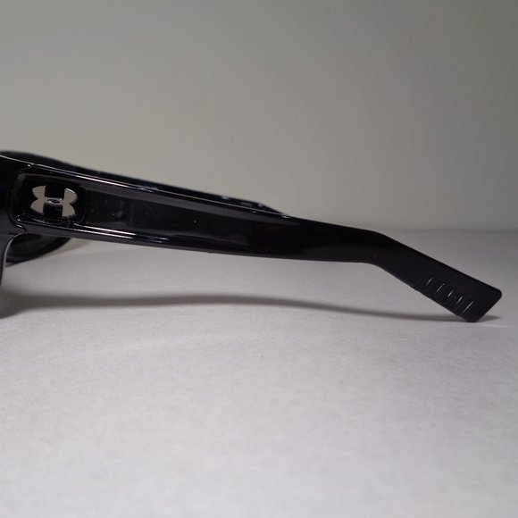 Under Armour CAPTURE Shiny Black New Sunglasses main image 5